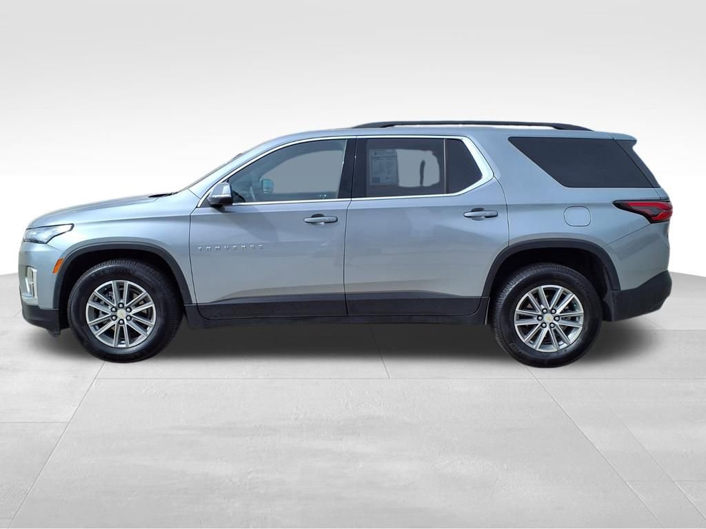 2023 Chevrolet Traverse Cloth photo 2