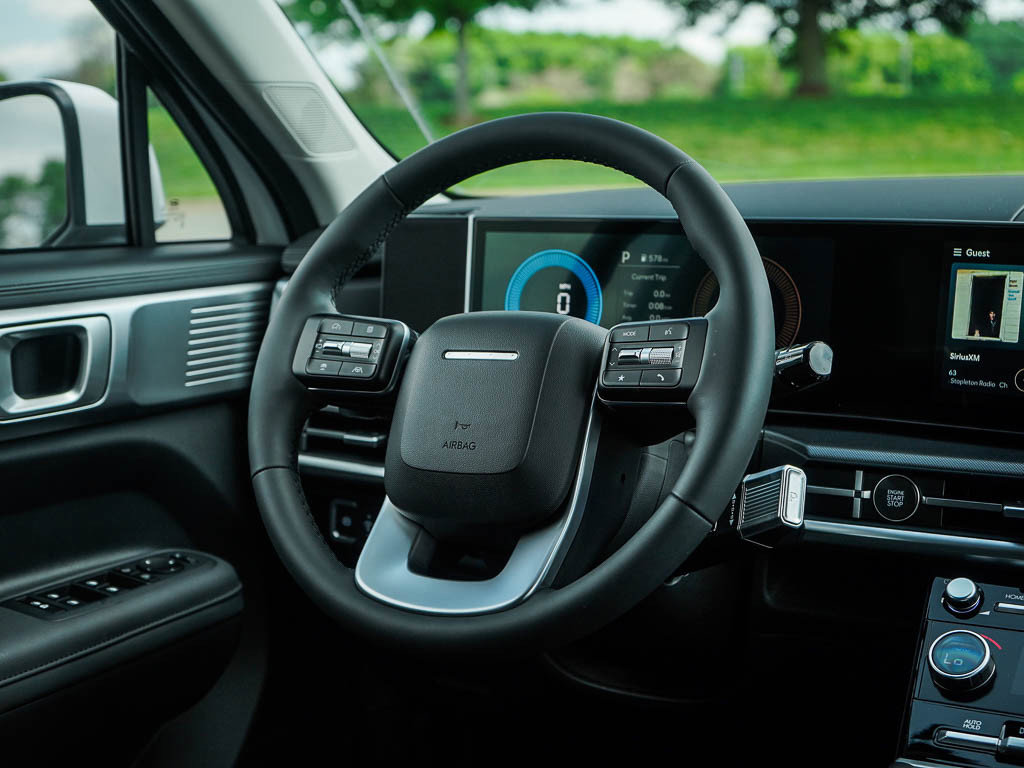 2026 Hyundai Santa Fe SEL photo 15