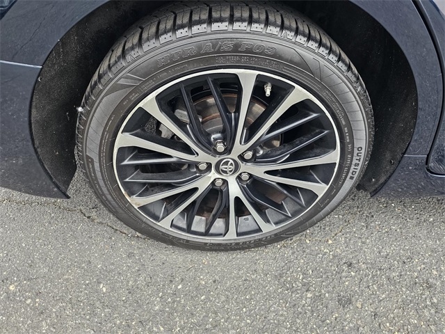 2018 Toyota Camry SE photo 9