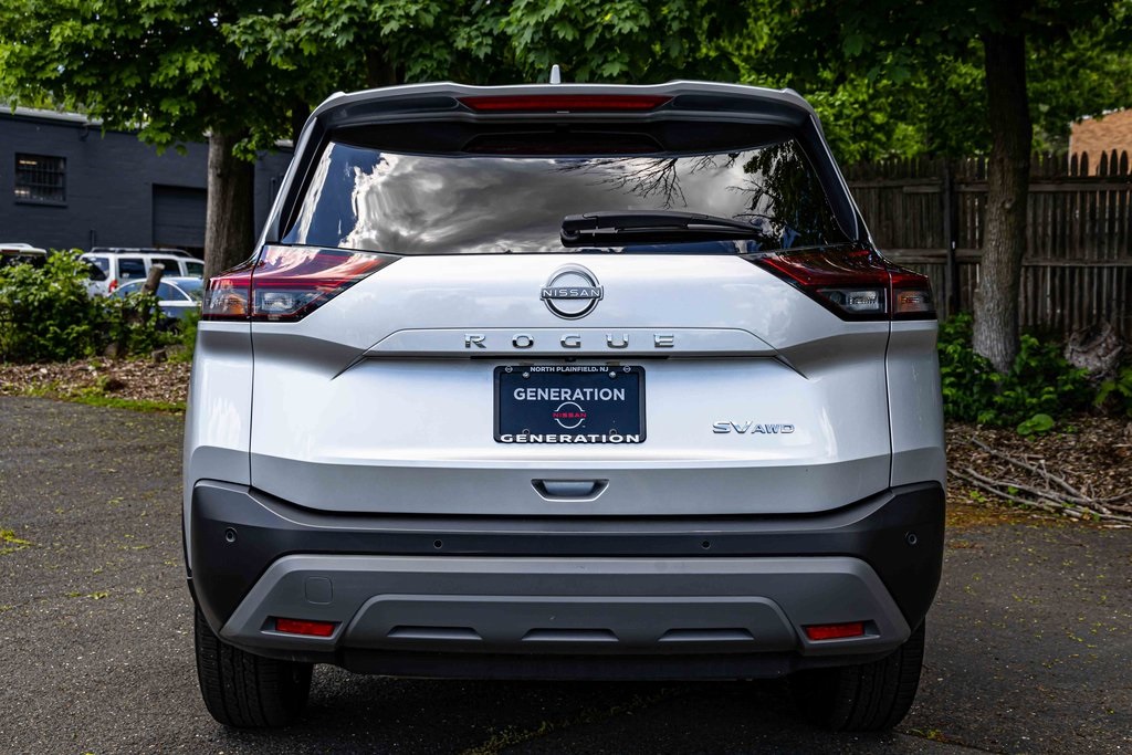 2023 Nissan Rogue SV photo 6