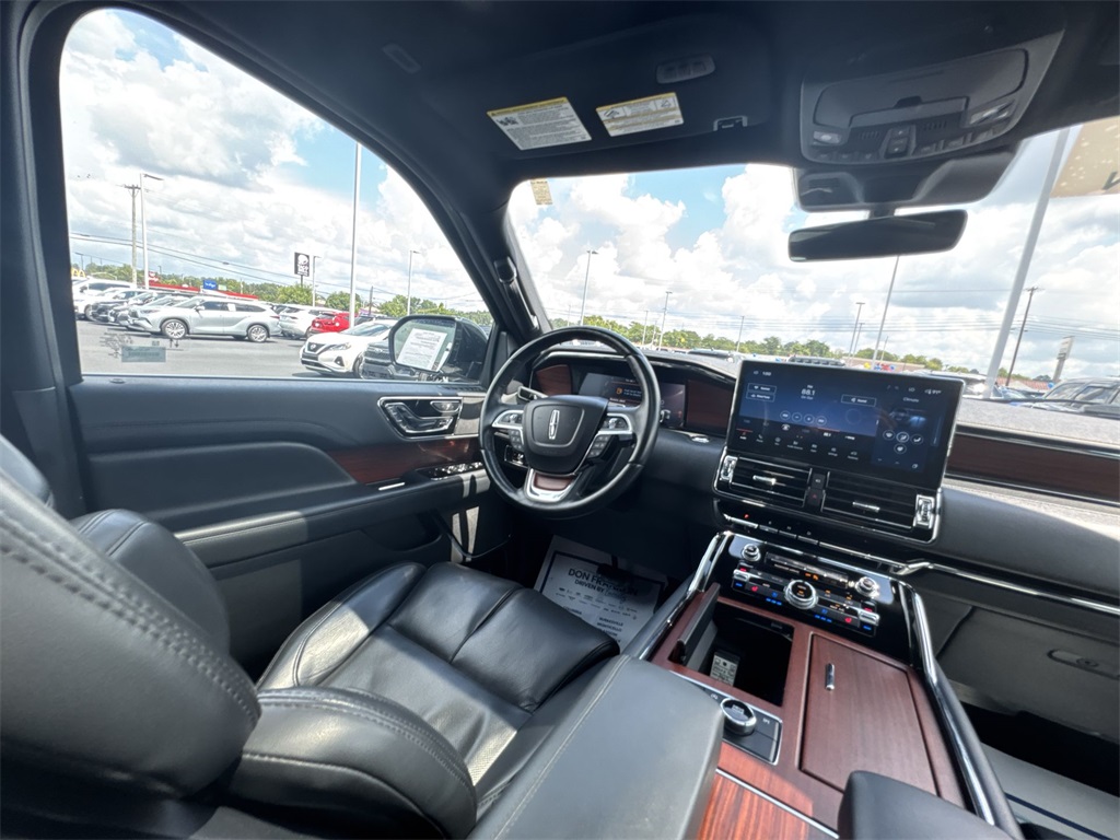 2023 Lincoln Navigator Reserve photo 15