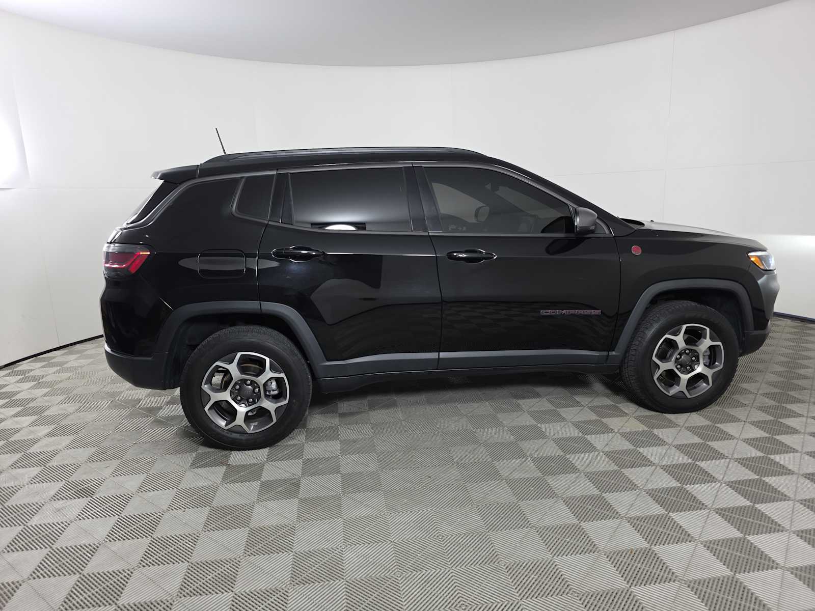 2022 Jeep Compass Trailhawk photo 8