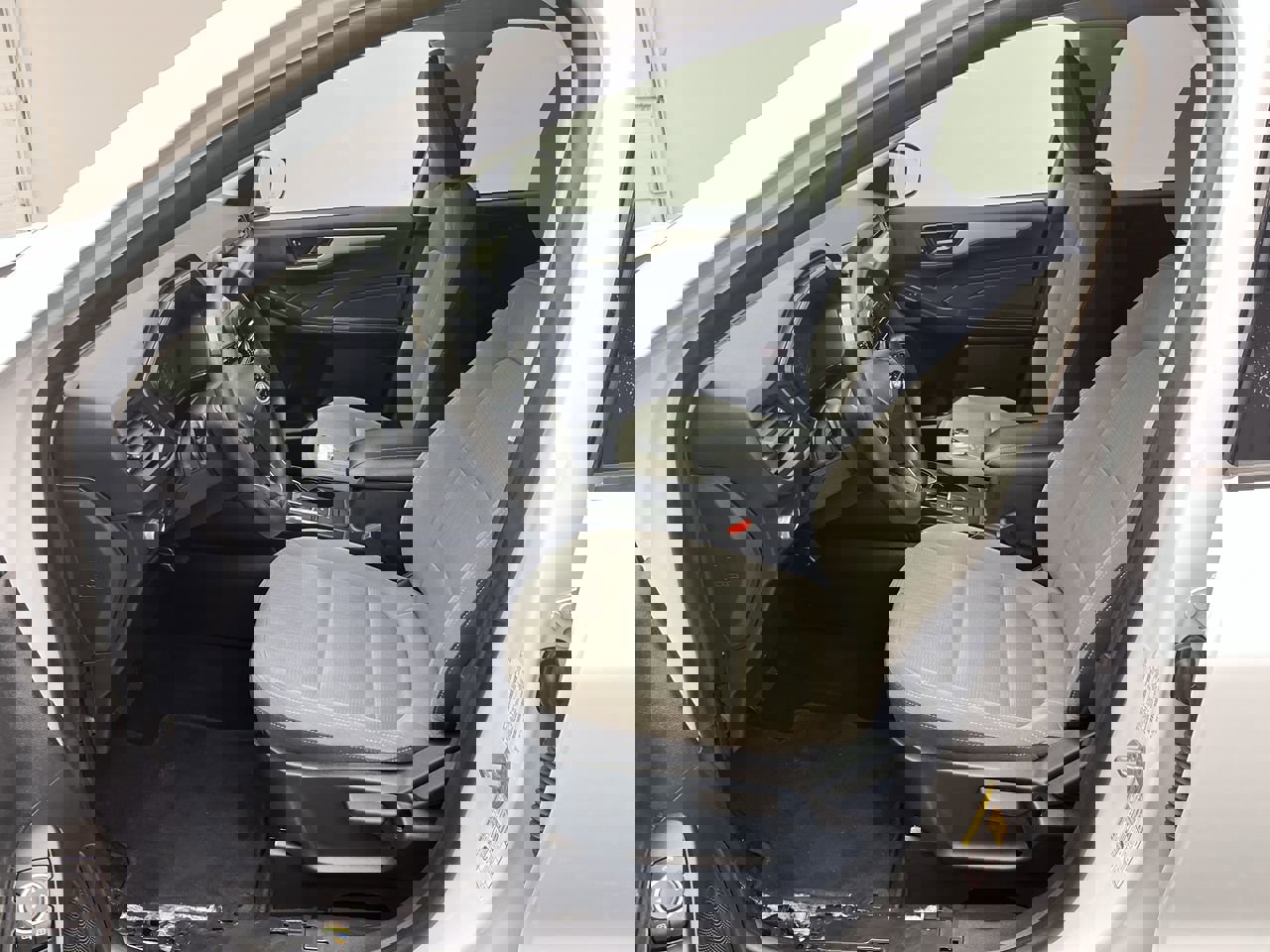 2022 Ford Escape S photo 2