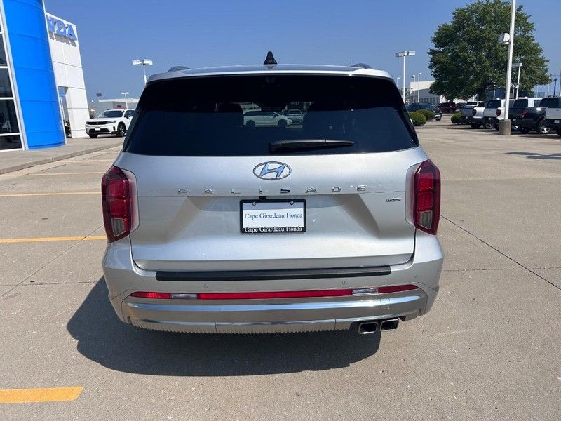 2024 Hyundai Palisade Calligraphy photo 3