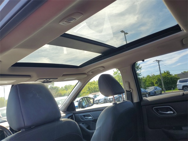 2021 Nissan Rogue SL photo 11