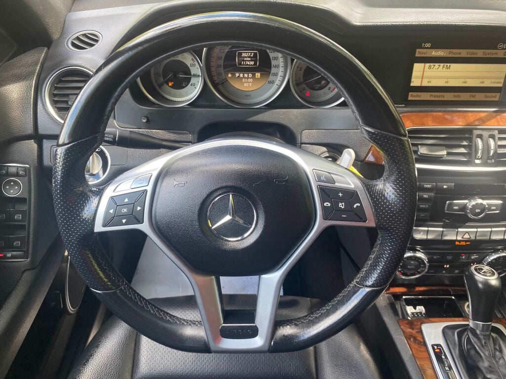 2012 Mercedes Benz C 300 Sport photo 11