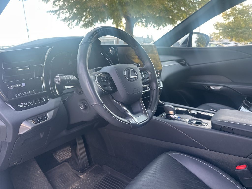 2023 Lexus RX 350 Premium photo 2