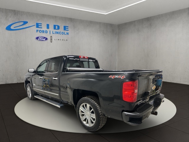 2015 Chevrolet Silverado 1500 High Country photo 4