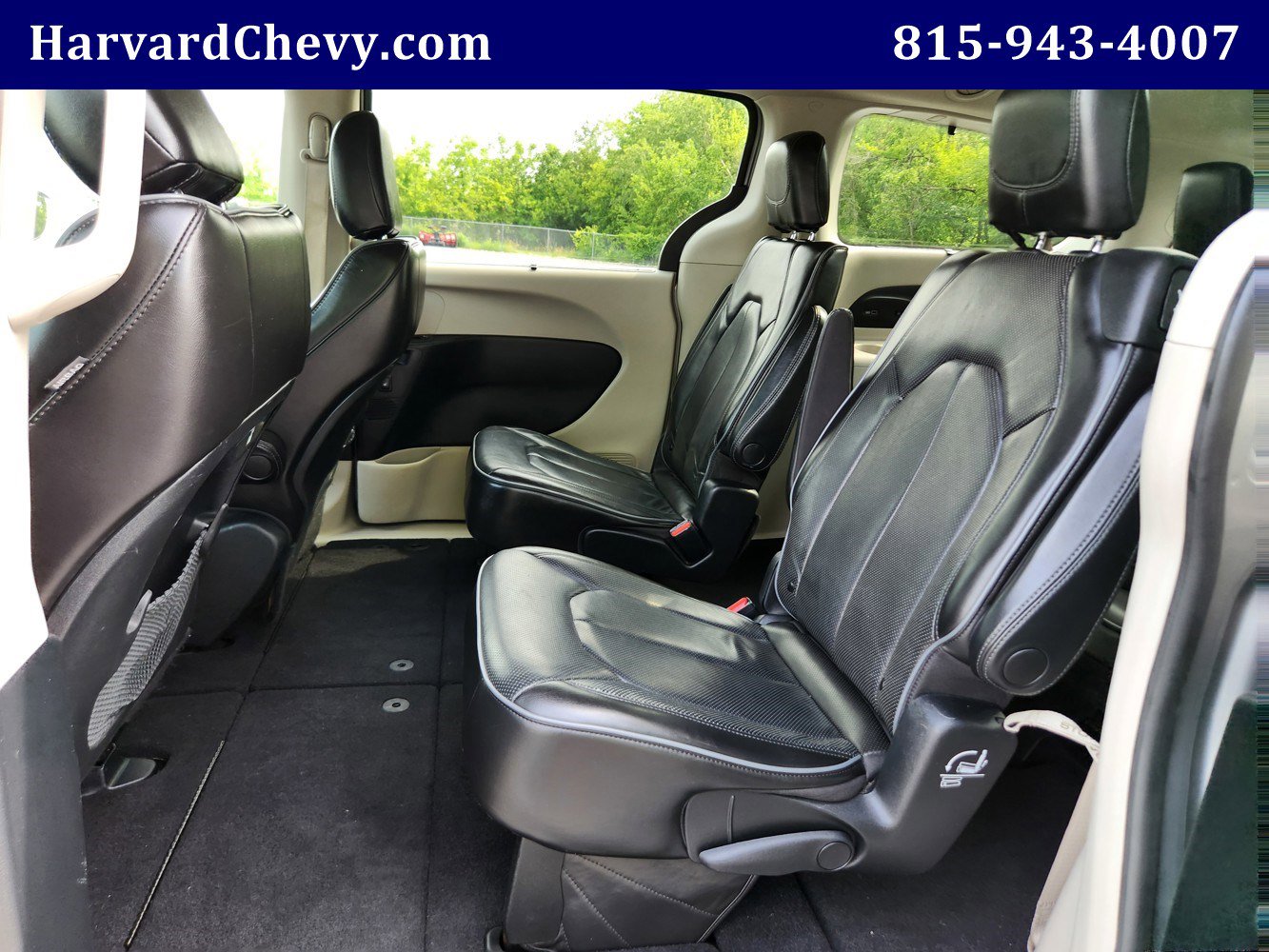 2020 Chrysler Pacifica Limited photo 27