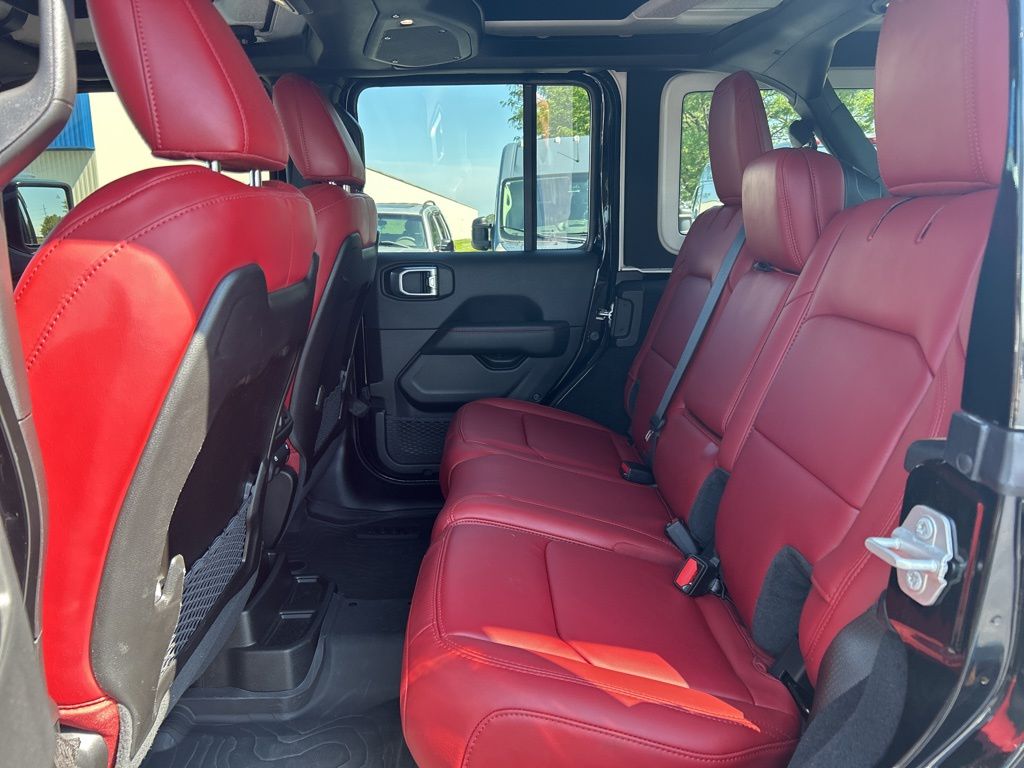 2024 Jeep Wrangler Rubicon 392 photo 18