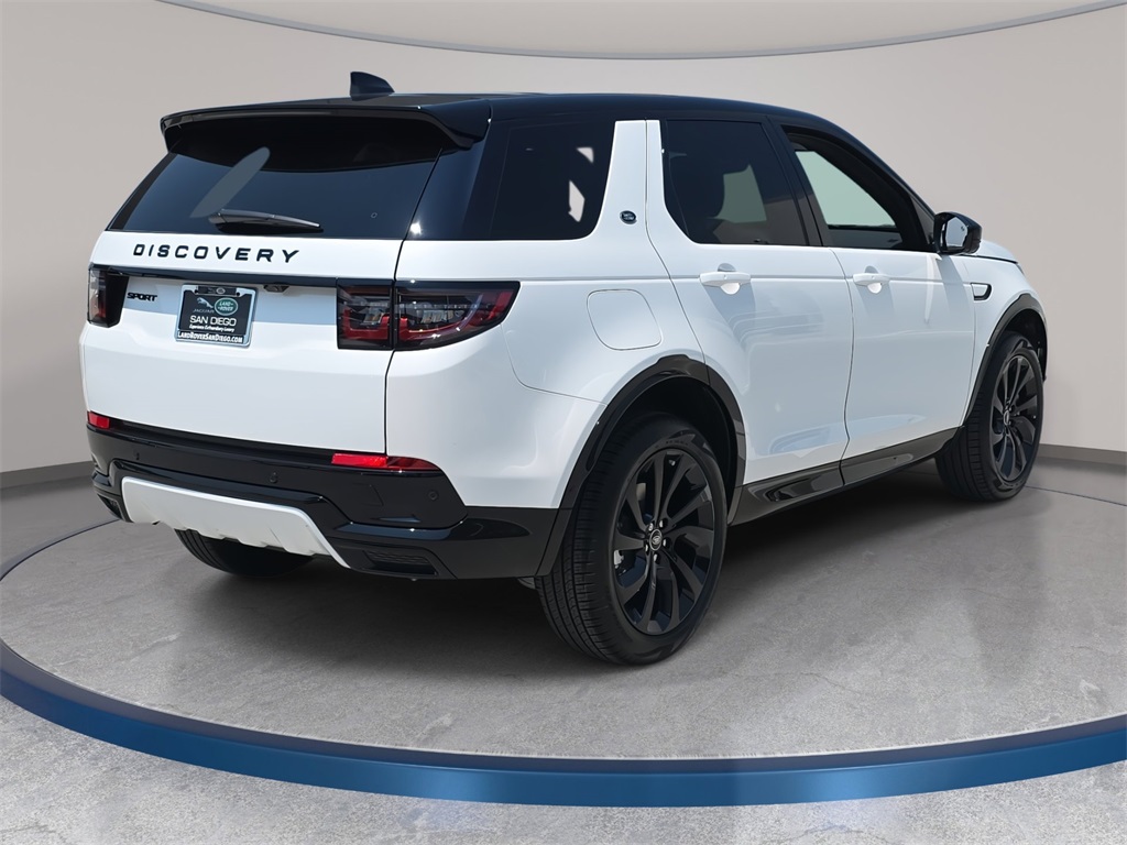2025 Land Rover Discovery Sport SE photo 2