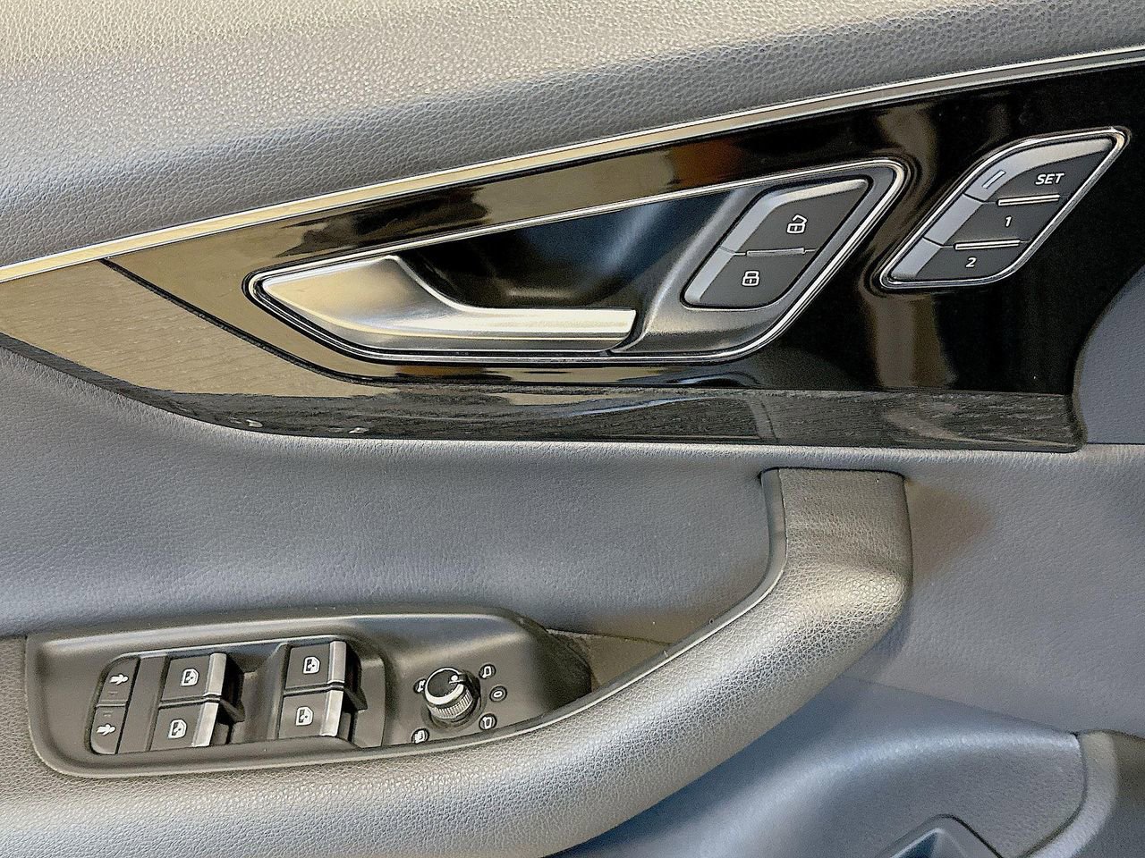 2017 Audi Q7 Premium Plus photo 23
