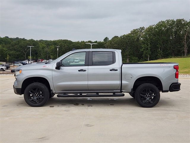 2025 Chevrolet Silverado 1500 LT Trail Boss photo 3