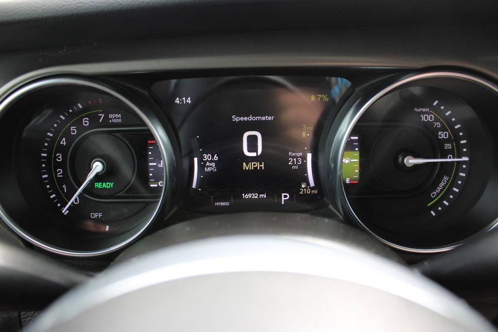 2022 Jeep Wrangler Unlimited Rubicon 4xe photo 12