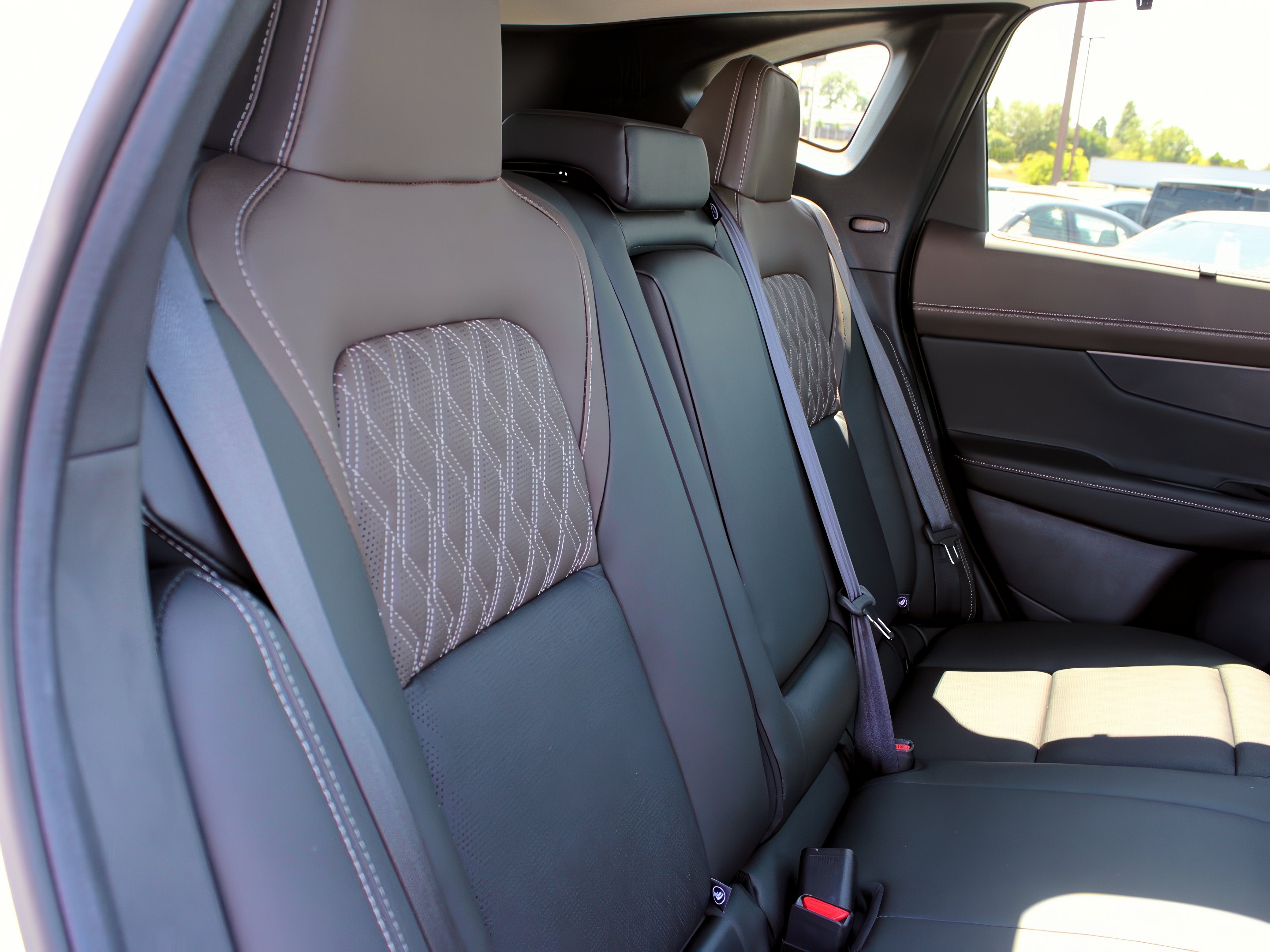 2025 Nissan Murano Platinum photo 23