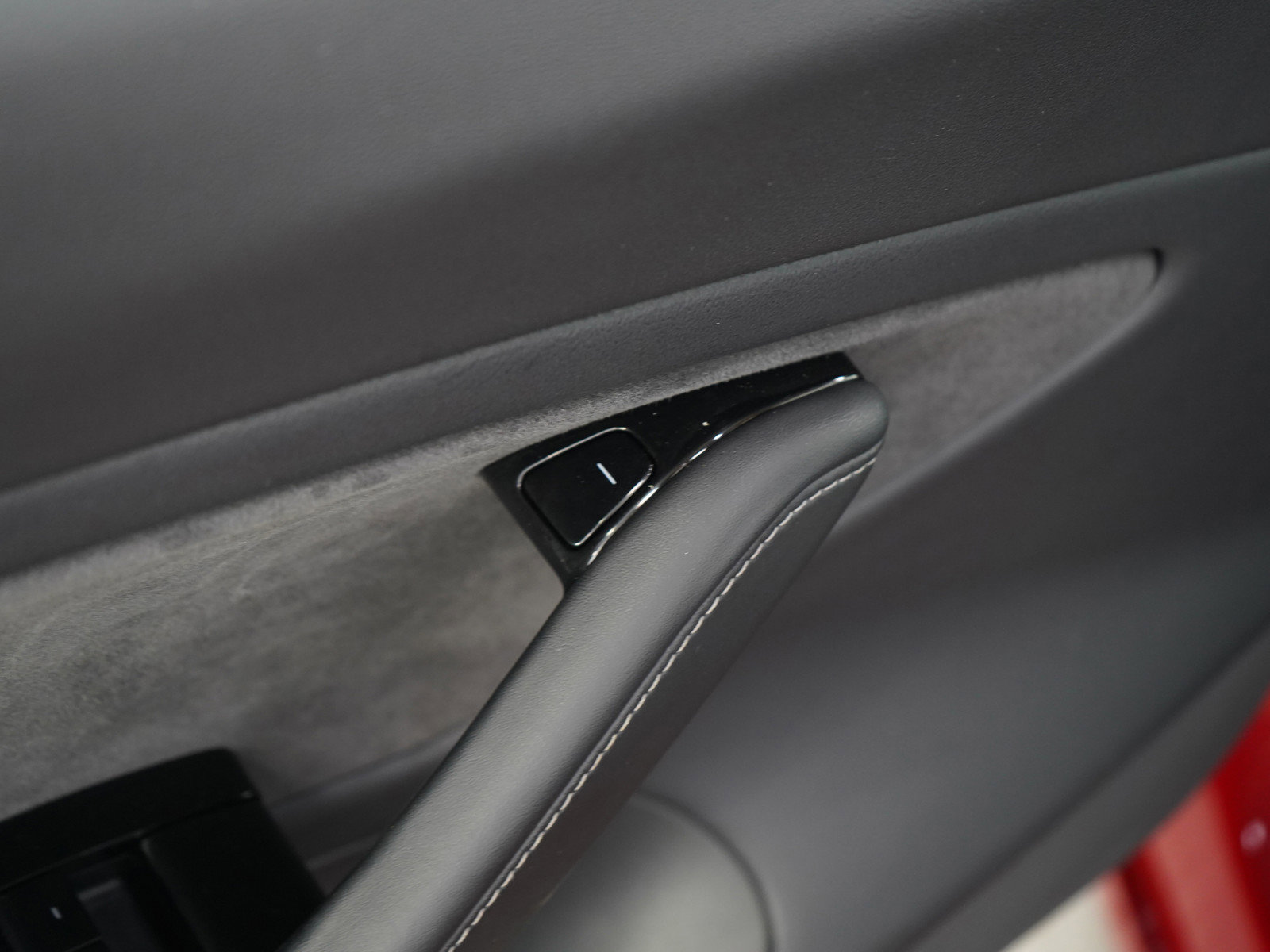 2019 Tesla Model 3 Long Range photo 16