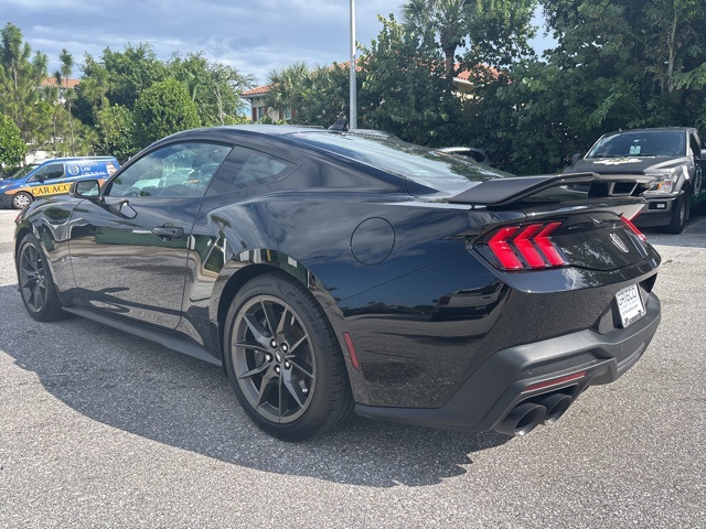 2024 Ford Mustang Dark Horse photo 5