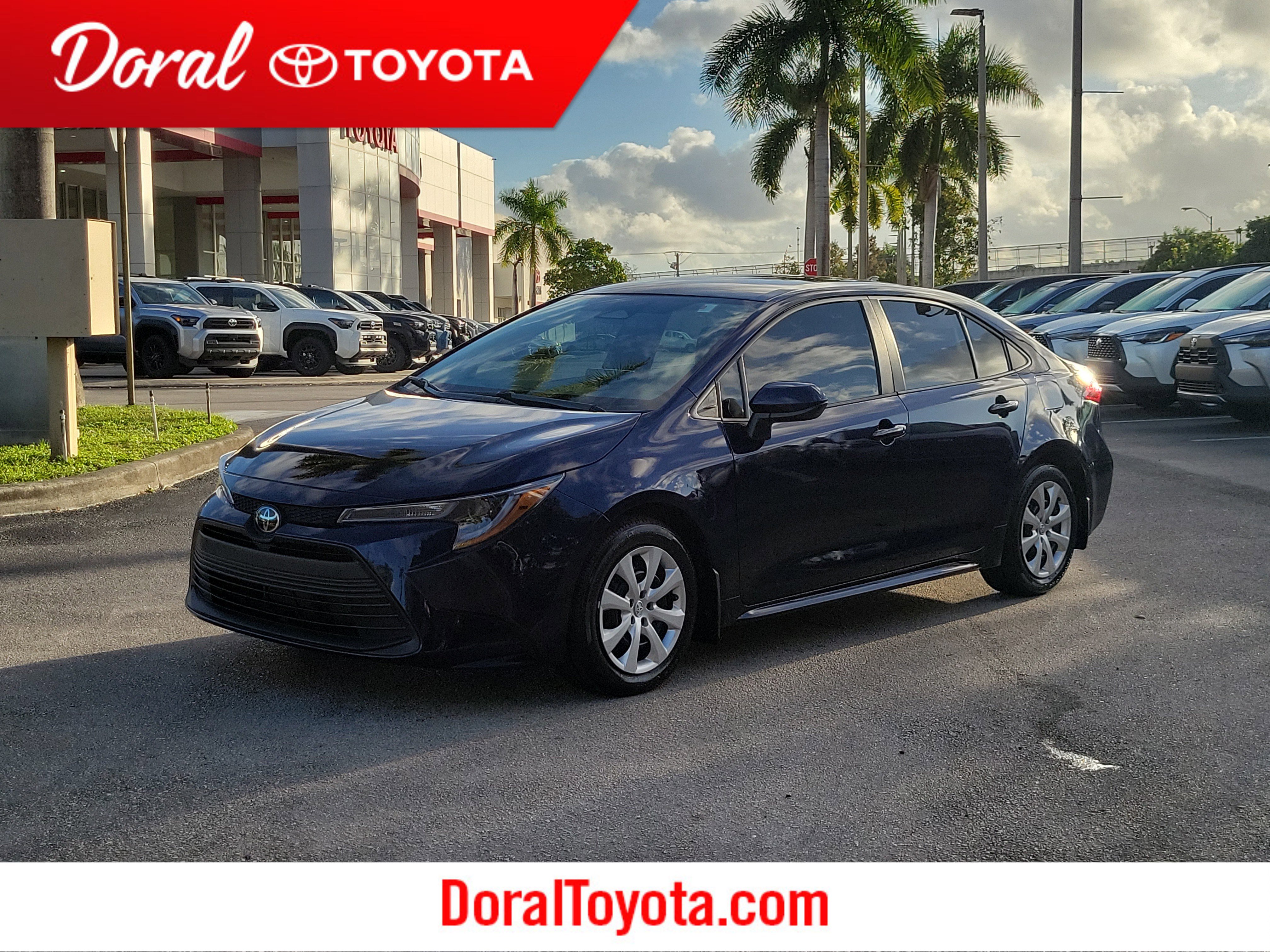 2025 Toyota Corolla LE's photo