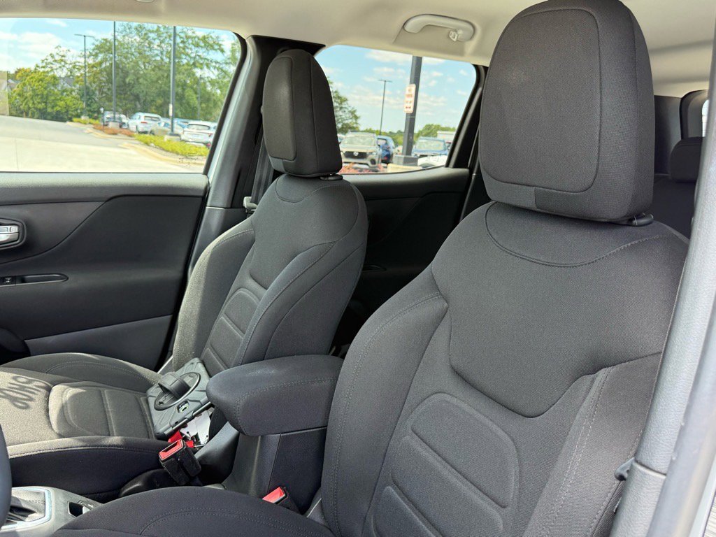2019 Jeep Renegade Latitude photo 5