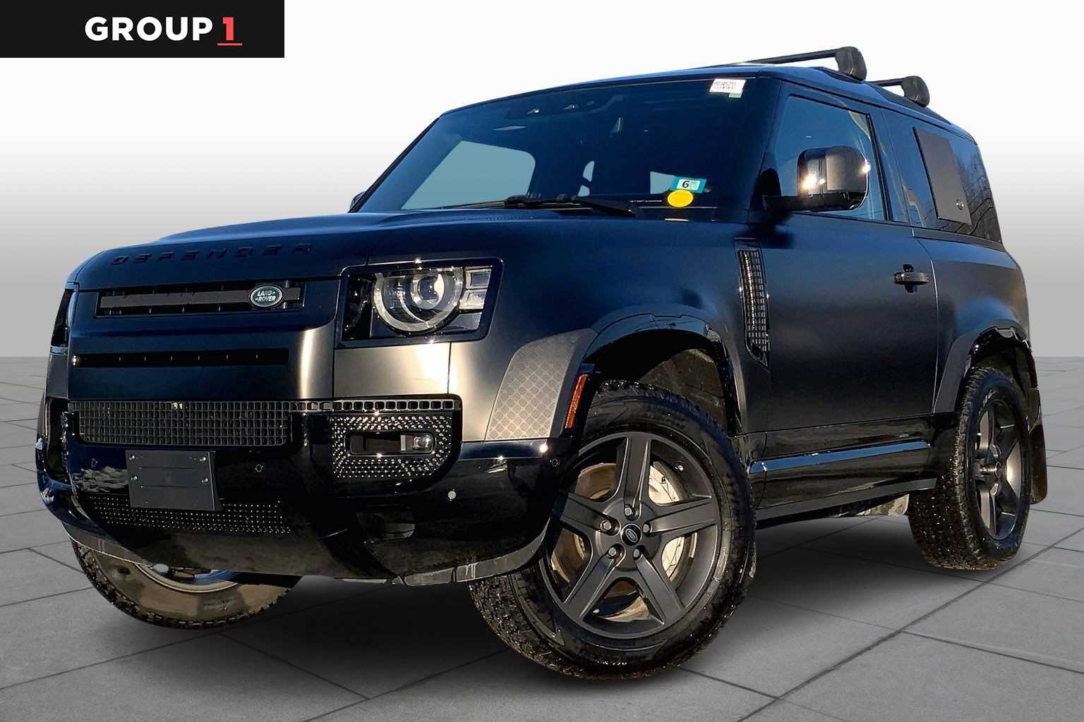 2024 Land Rover Defender X-Dynamic SE's photo