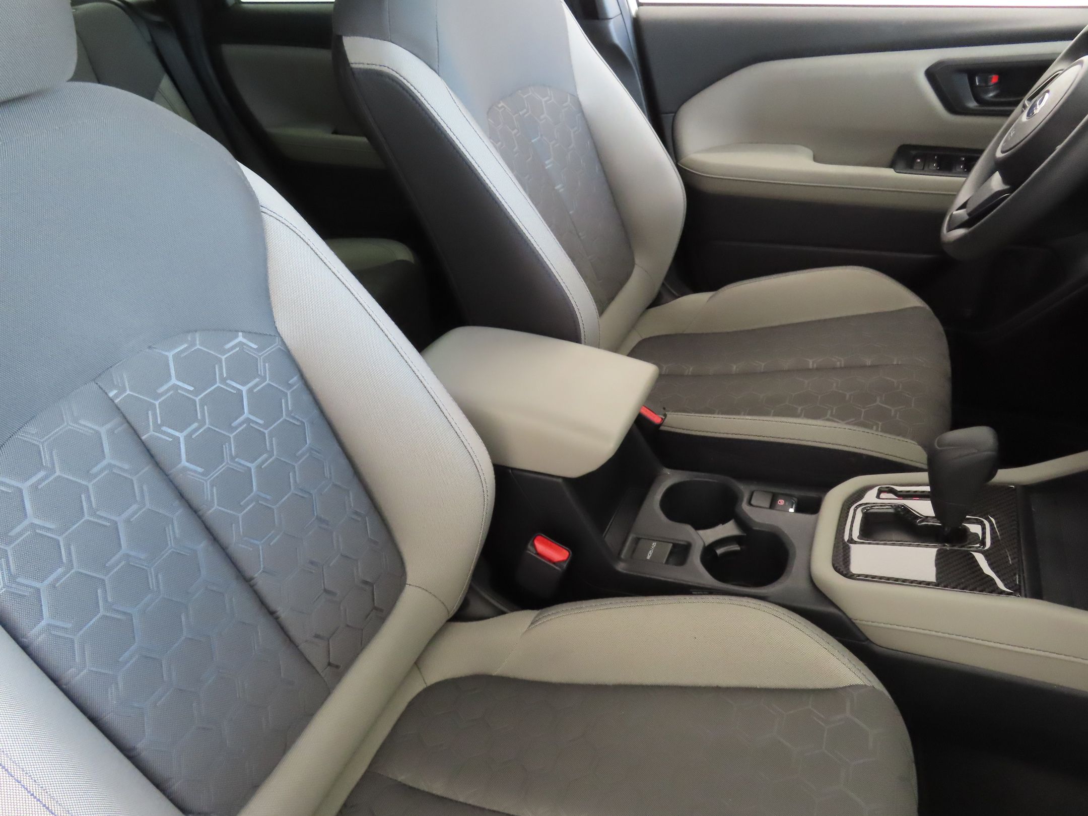 2025 Subaru Forester Base photo 24