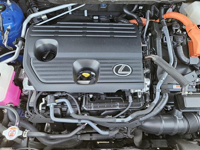 2022 Lexus NX 350h Premium photo 18