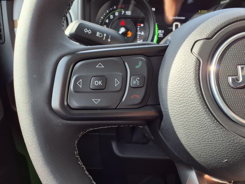 2025 Jeep Wrangler Willys 4xe photo 14