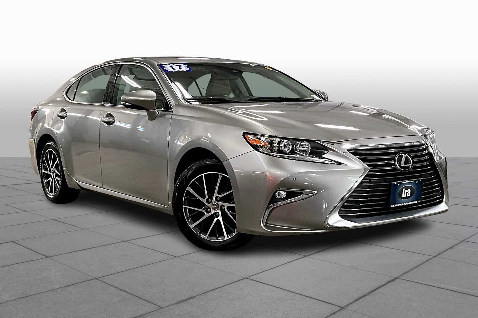 2017 Lexus ES 350 photo 2