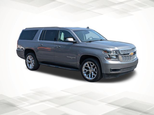 2020 Chevrolet Suburban LT photo 2