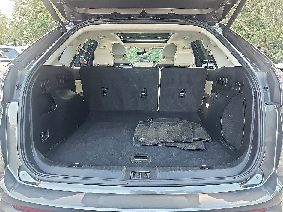 2017 Ford Edge Titanium photo 28