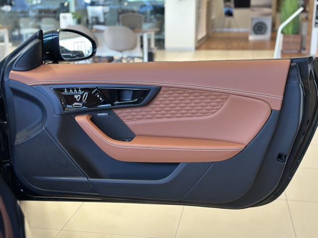 2024 Jaguar F-TYPE P575 R R75 photo 13