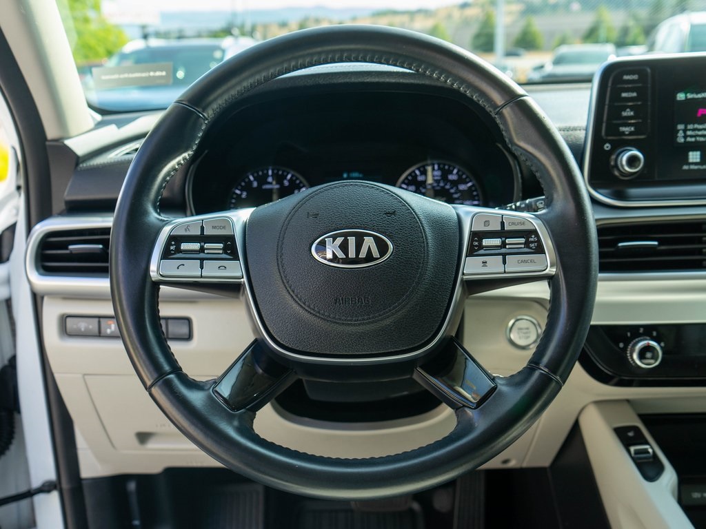 2020 Kia Telluride S photo 16