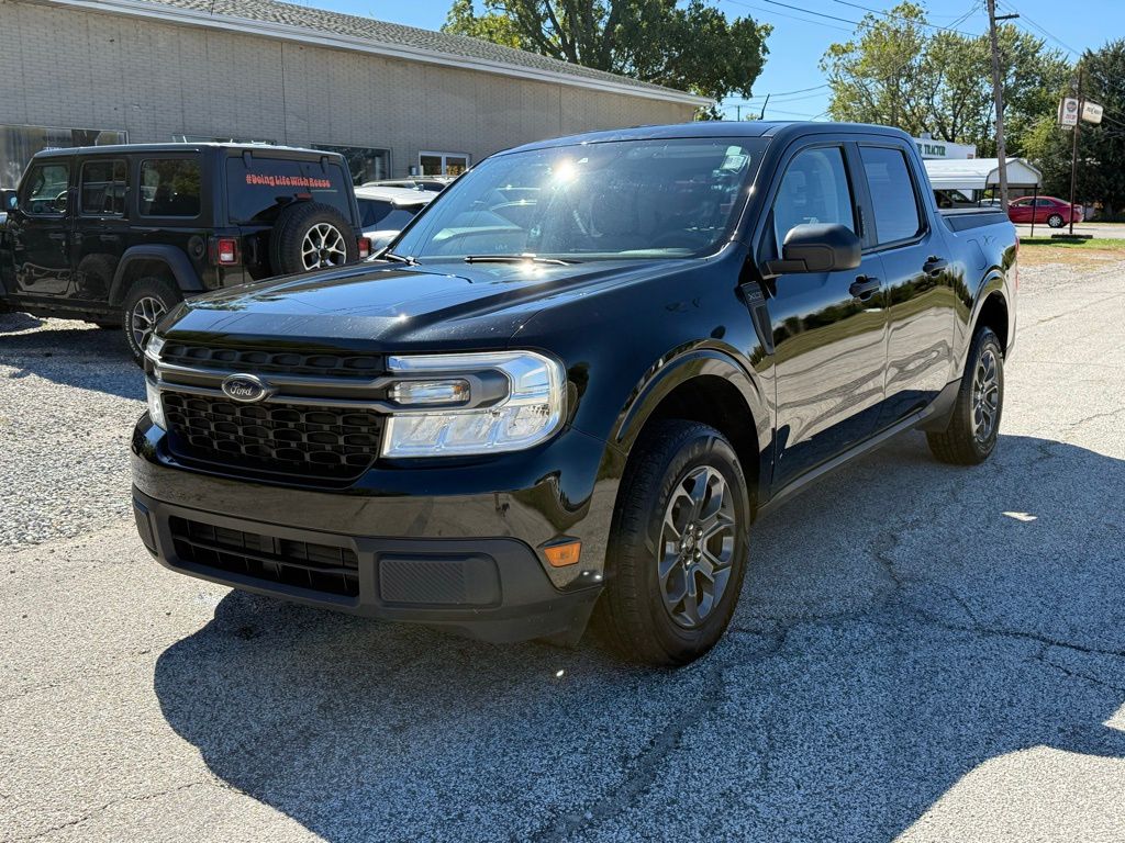 2022 Ford Maverick XLT photo 3