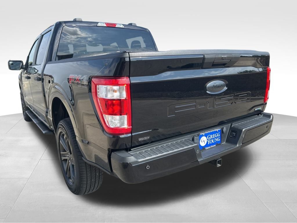 2021 Ford F-150 XL photo 3