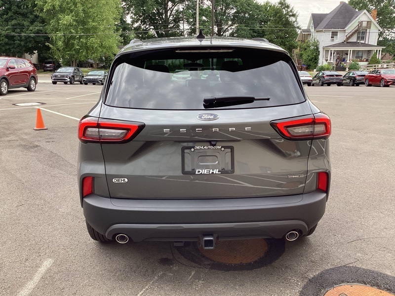 2025 Ford Escape Hybrid ST-Line Select photo 6