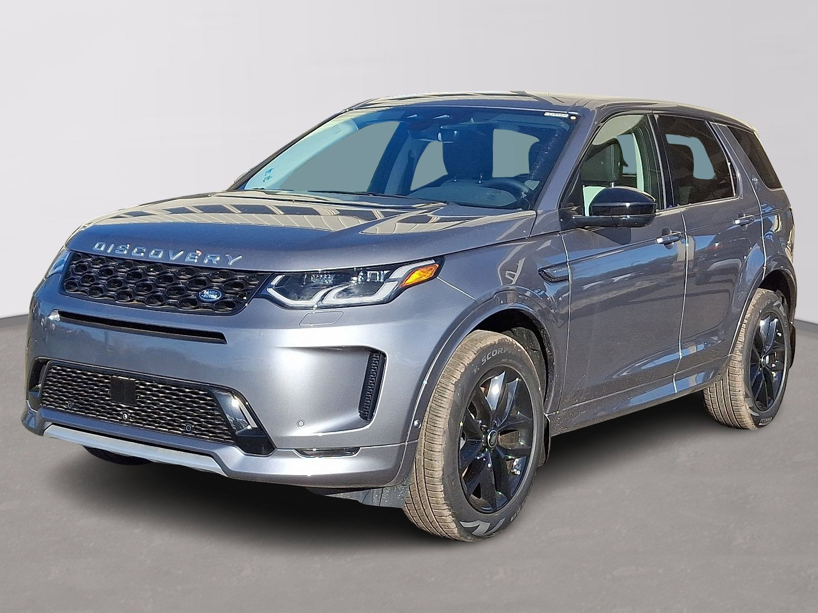 2025 Land Rover Discovery Sport S's photo