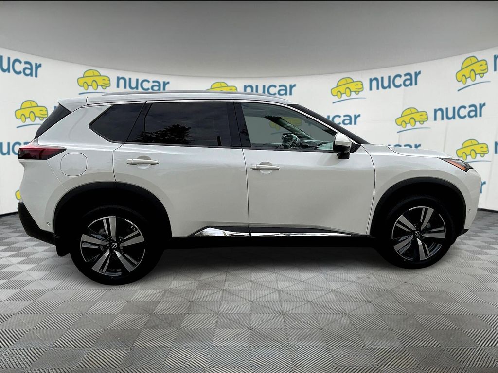 2023 Nissan Rogue SL photo 9