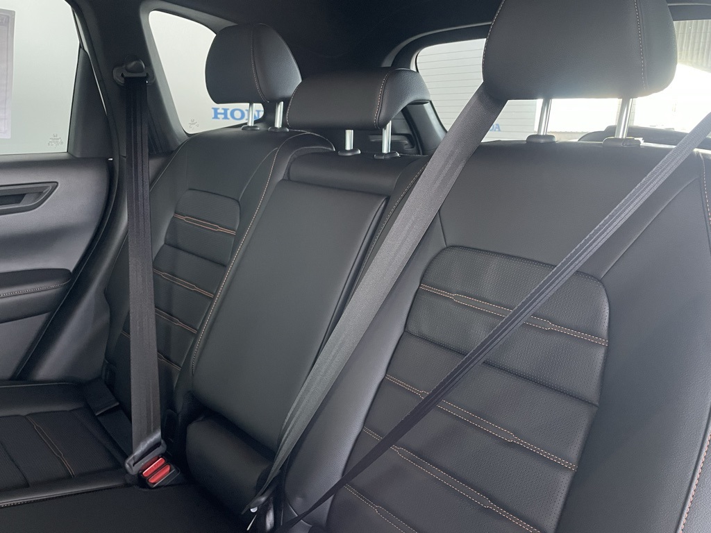 2026 Honda CR-V Hybrid Sport-L photo 17