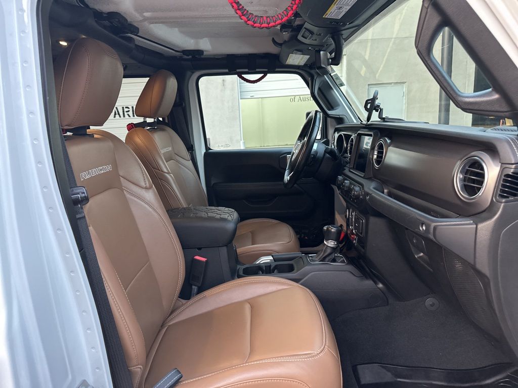 2020 Jeep Gladiator Rubicon photo 24