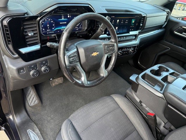 2022 Chevrolet Silverado 1500 LT photo 12