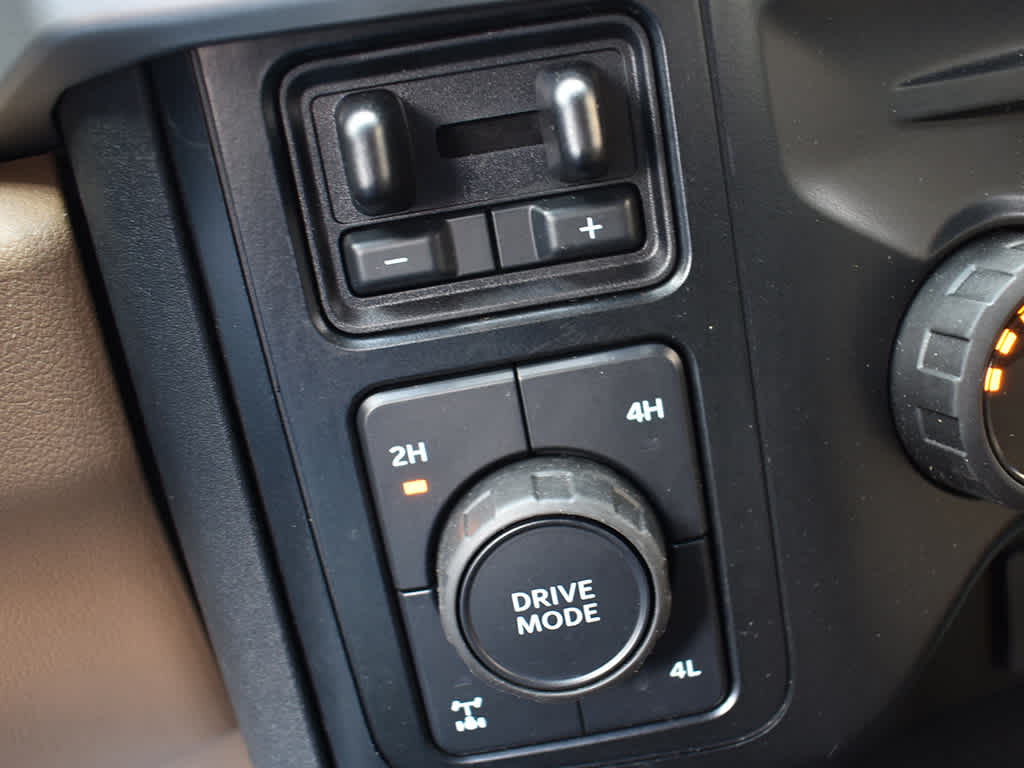 2024 Ford F-350 XLT photo 20