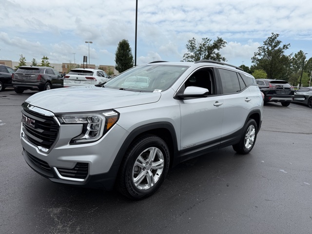 2022 Gmc Terrain SLE photo 3