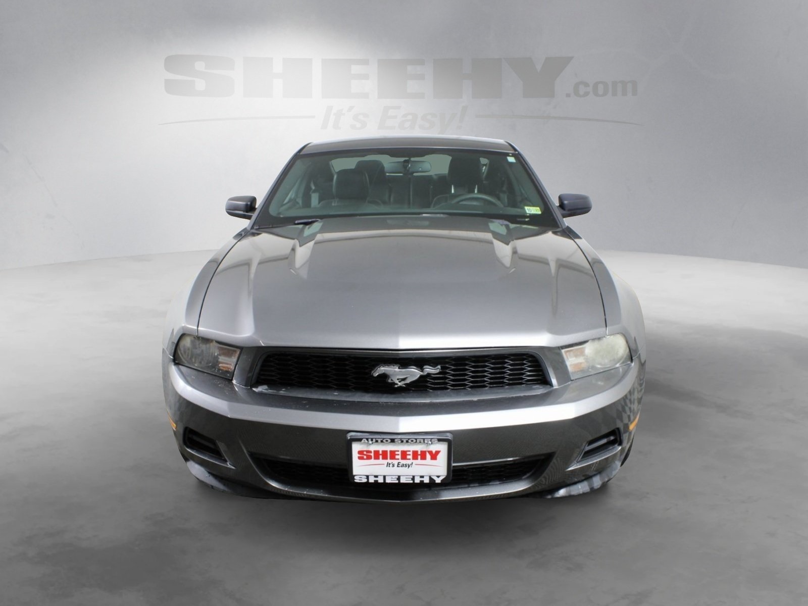 2011 Ford Mustang V6 Premium photo 2