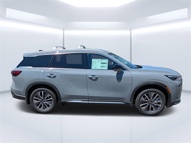 2026 Infiniti QX60 Luxe photo 2