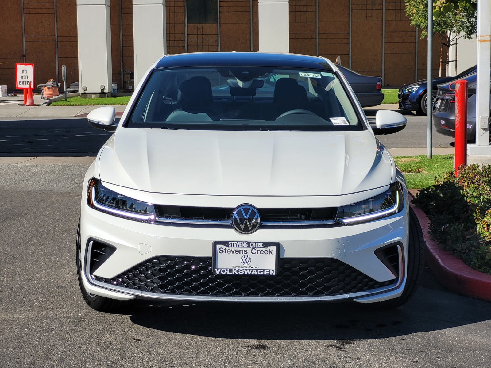 2025 Volkswagen Jetta 1.5T SEL photo 2