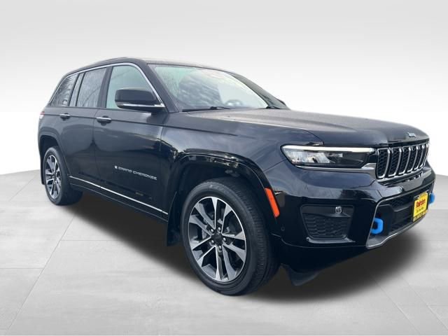 2023 Jeep Grand Cherokee Overland 4xe's photo