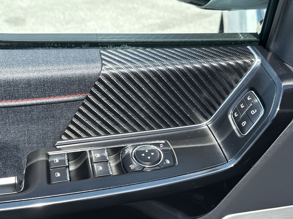 2023 Ford F-150 Raptor photo 15