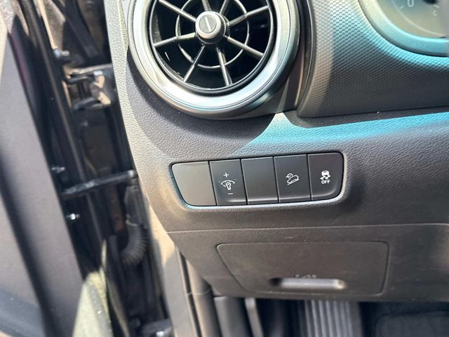 2023 Hyundai Kona SEL photo 27