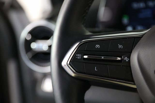 2025 Chevrolet Equinox LT photo 3