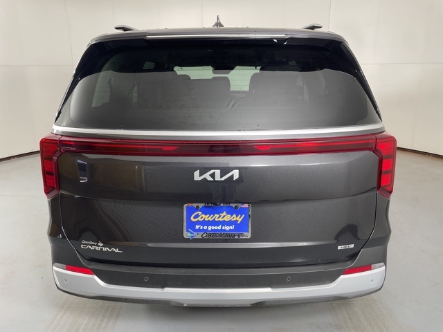 2026 Kia Carnival EX photo 4